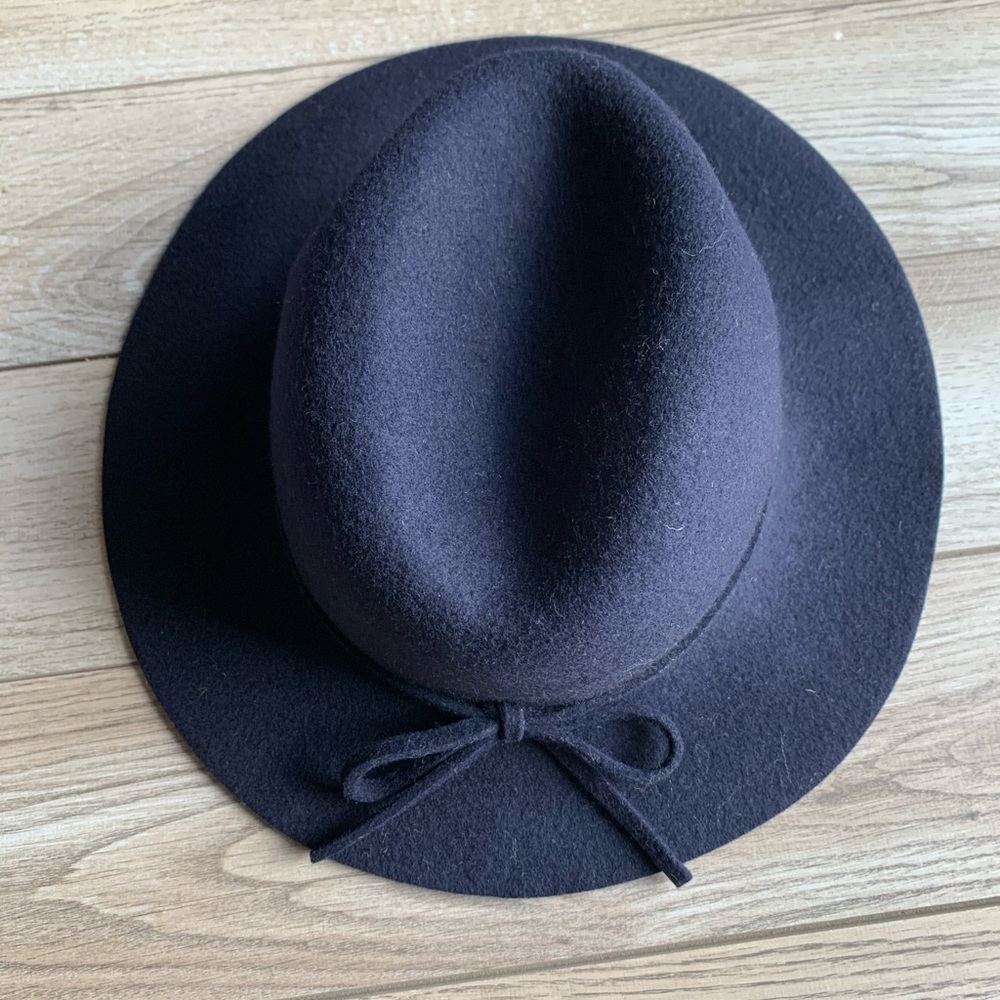 Banana Republic wool hat